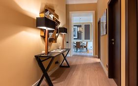 Palazzo Nana Suites & Apartments